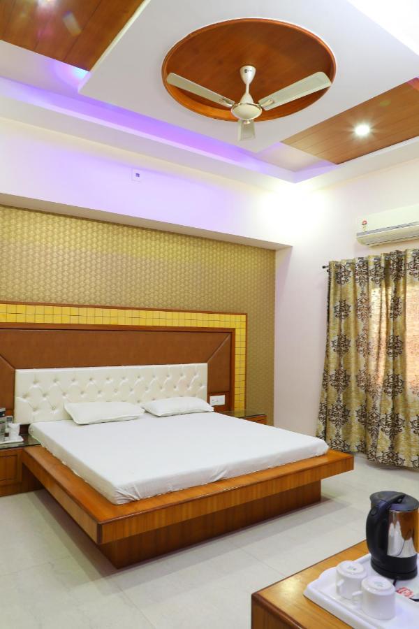 Hotel Panigrahan Bikaner Ngoại thất bức ảnh