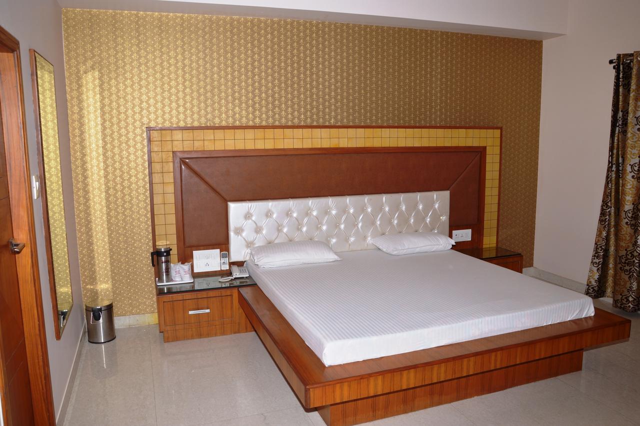 Hotel Panigrahan Bikaner Ngoại thất bức ảnh